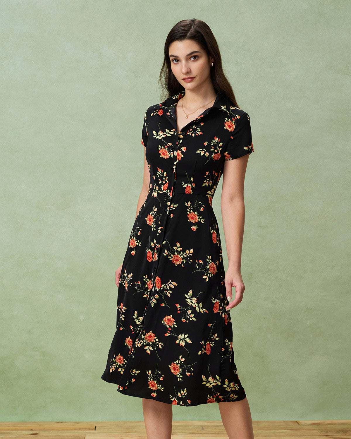 Gloria - Vestido Midi Negro Floral