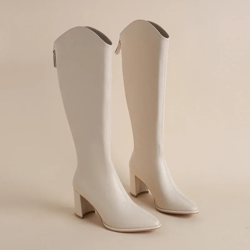 Brenda - Botas de tacón grueso y elegancia para el invierno