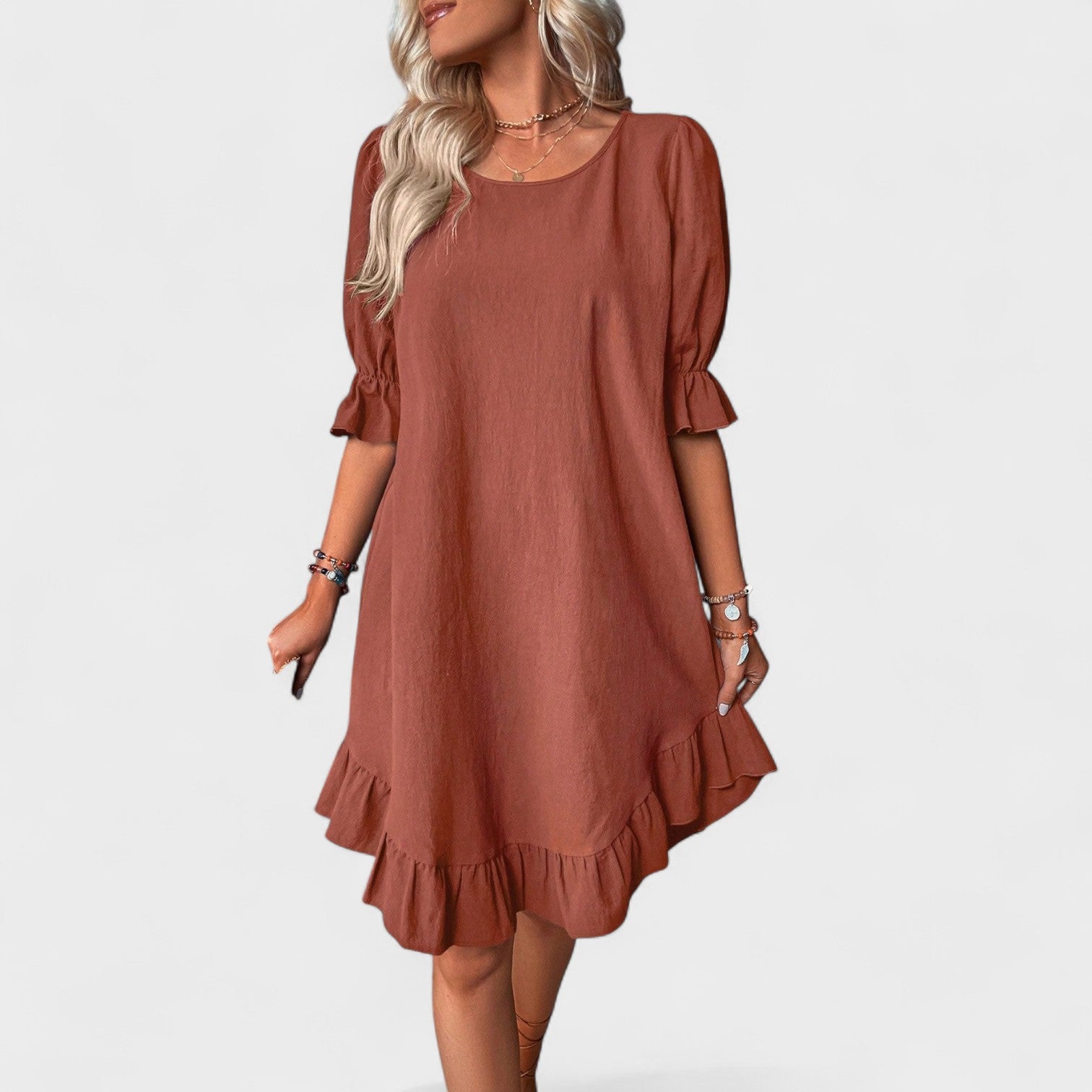 Sara - Vestido casual con volantes