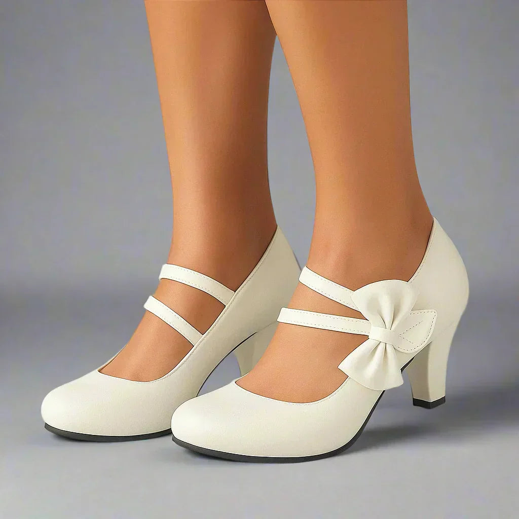 Bela - Tacones con Lazo